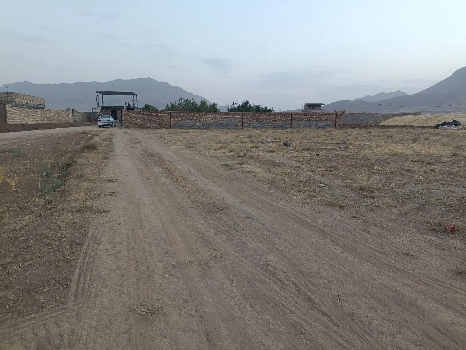 زمین ویلایی و مسکونی