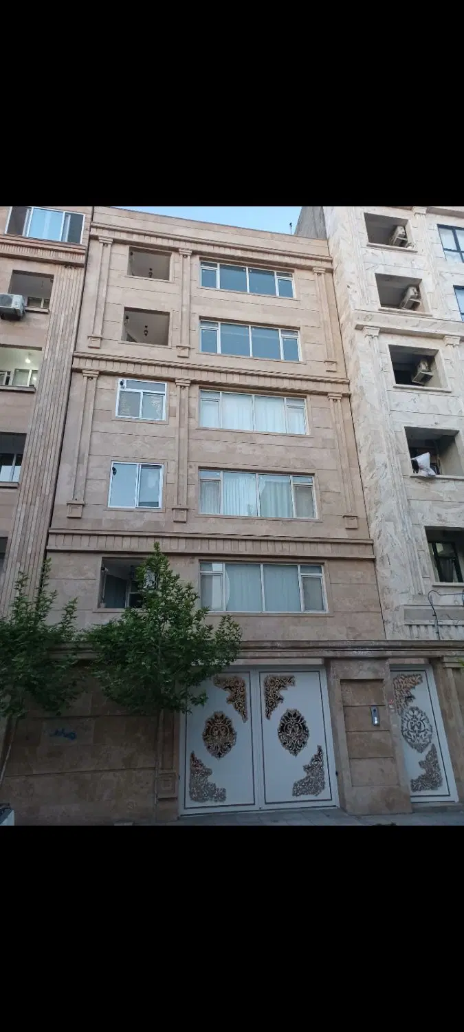 آپارتمان ۱۴۵متری صفر سند تک‌برگ