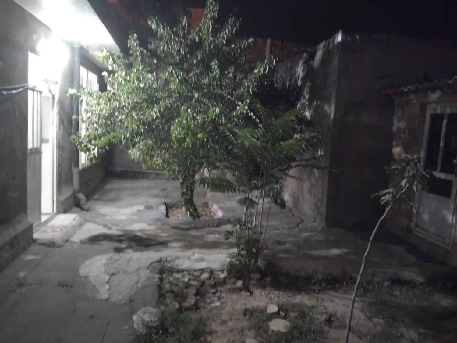 اجاره و فروش خانه مسکونی
