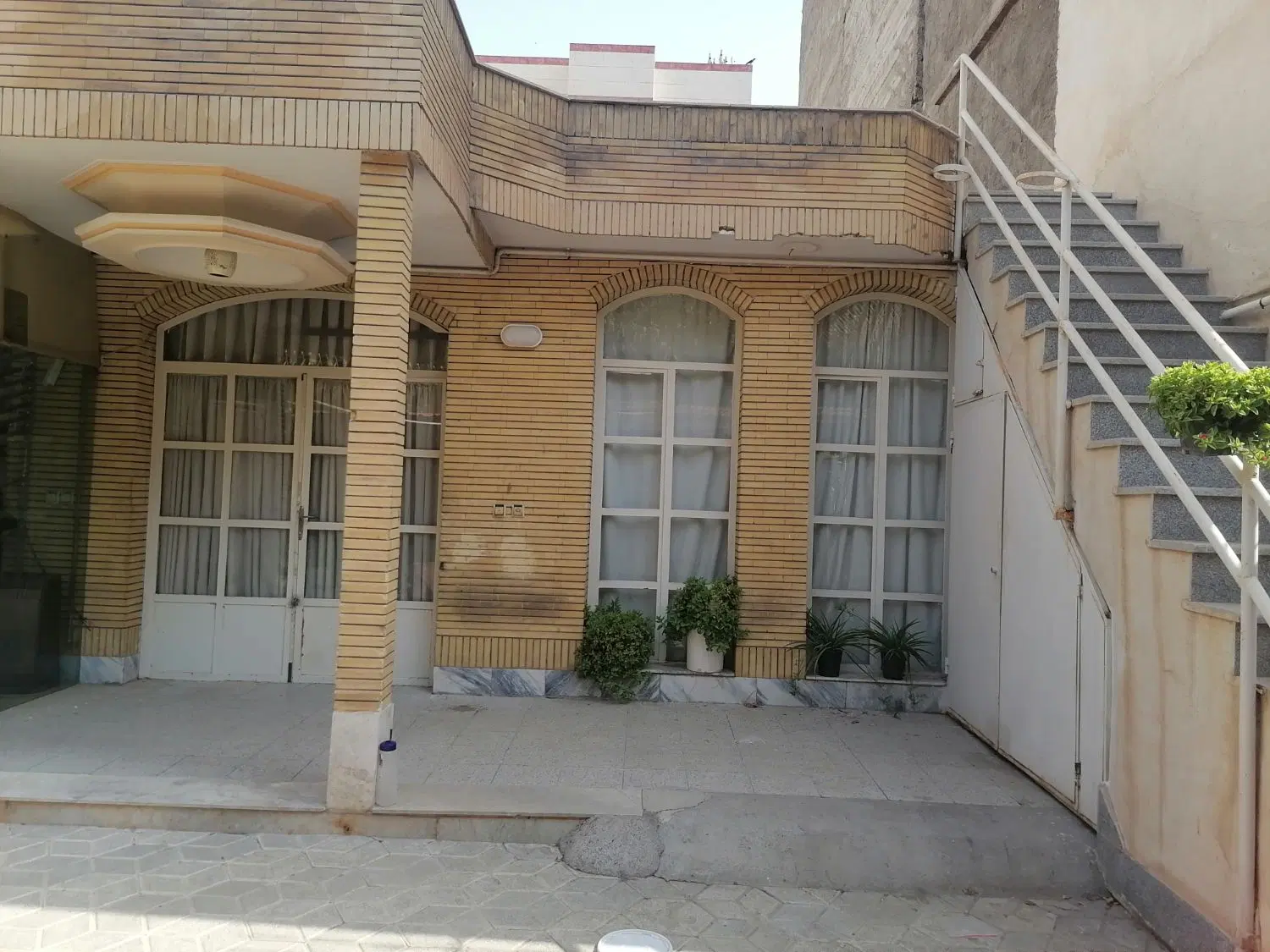 فروش خانه ویلایی به متراژ 250  رضا شهر بلوار رضوی