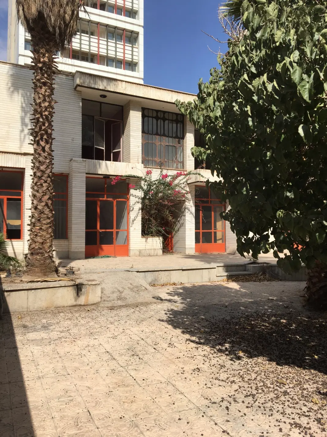 فروش ملک کلنگی هزارویکشب