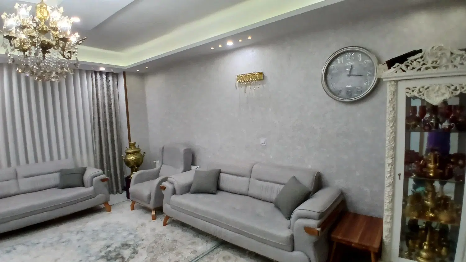 ۹۰متری نوساز بدون خلاف شیک