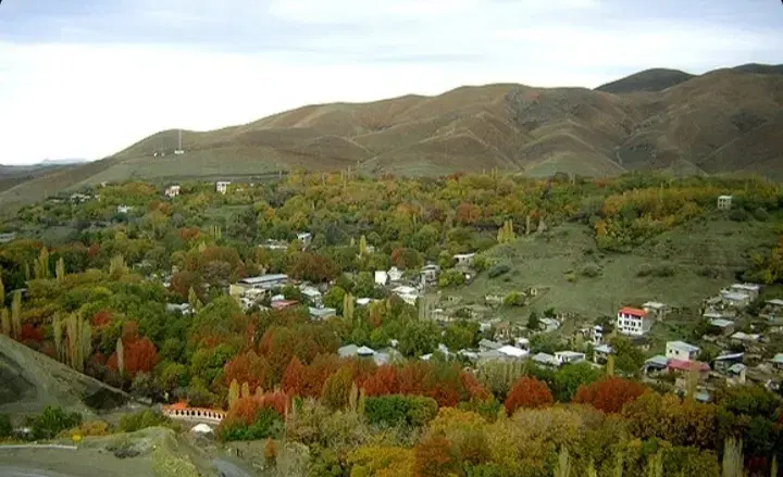 ۲۵۰ متر چهار دیواری ولیان کردان کوهسار