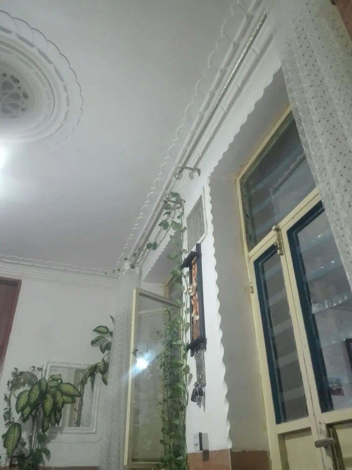 سوییت کوچک خ استقلال