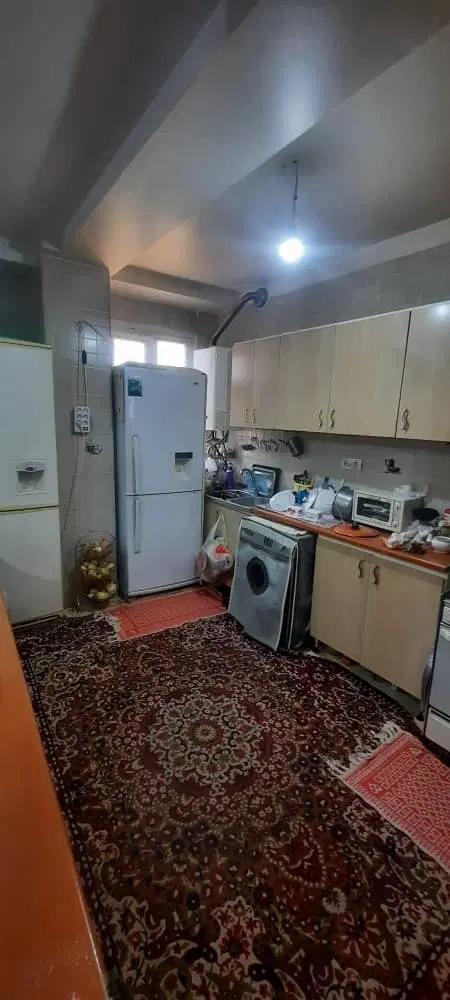 واحد۶۸ متری اتابک
