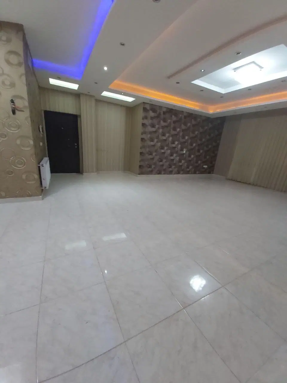 135 متری __ دو خواب __ خیام اجاره