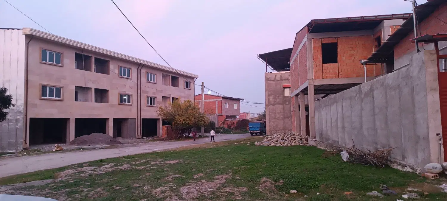 زمین مسکونی سه نبش