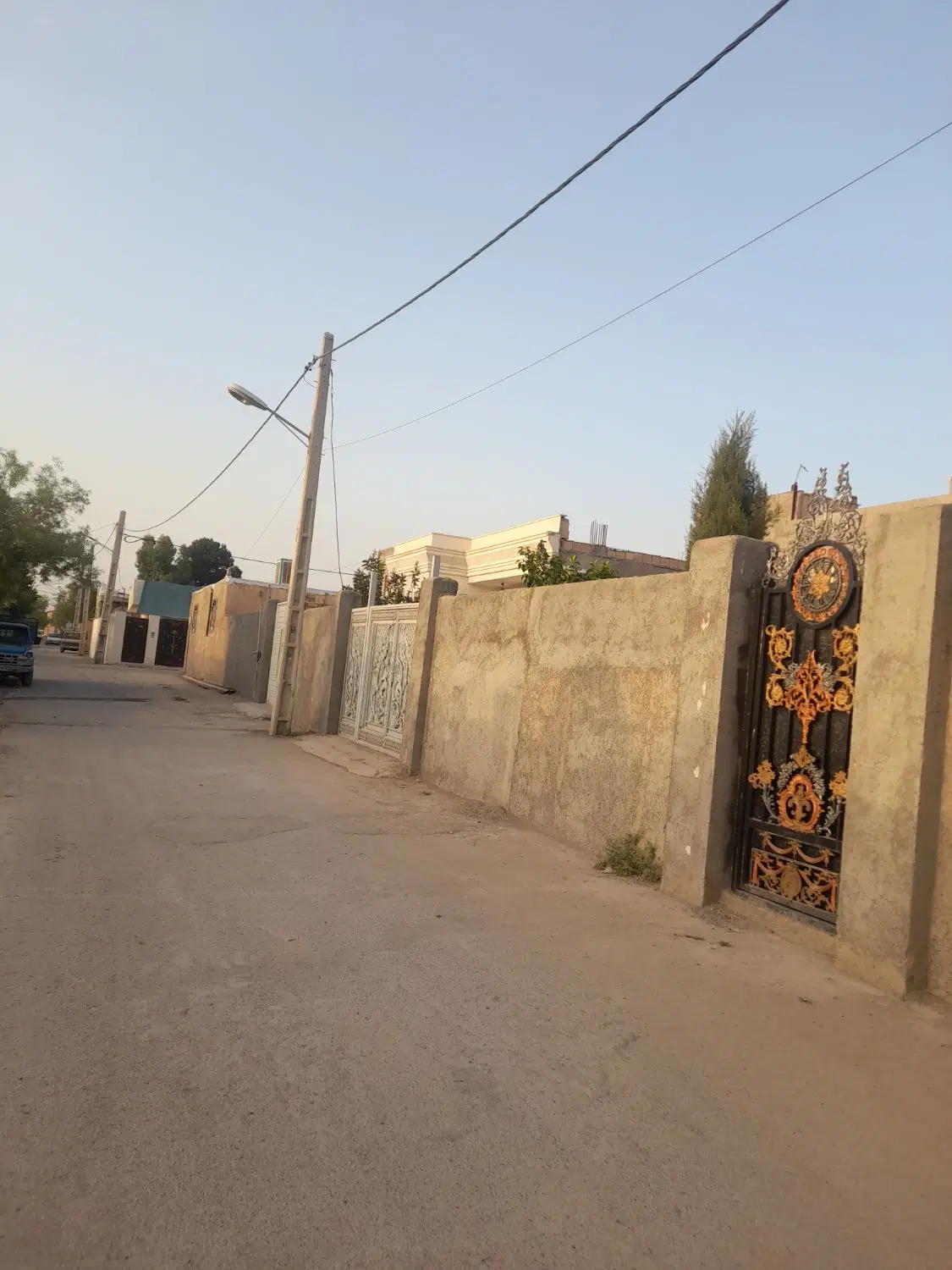 زمین داخل بافت