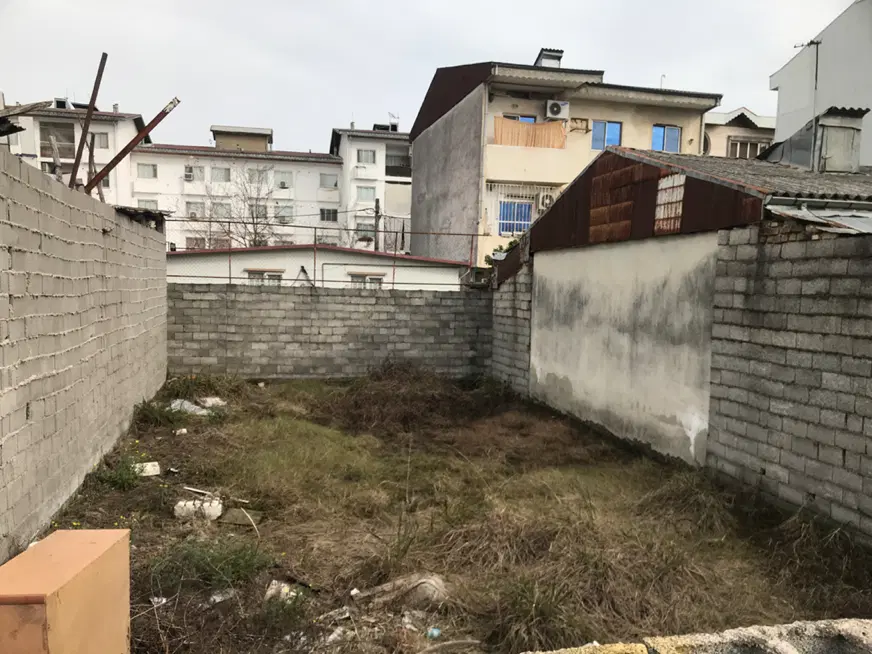 زمین ۱۴۰ متری داخل شهر رشت برای فروش مجتمع ابریشم