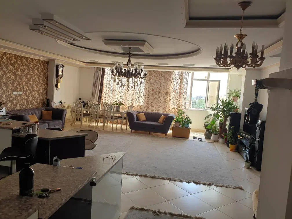 اپارتمان 120متری نوساز غرق نور اتحاد