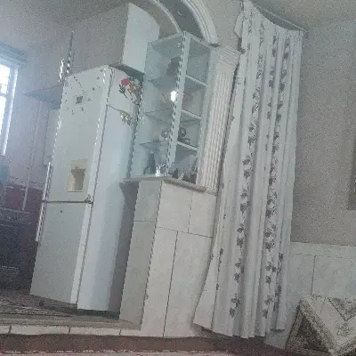 نیاز مند هم اتاقی هستم