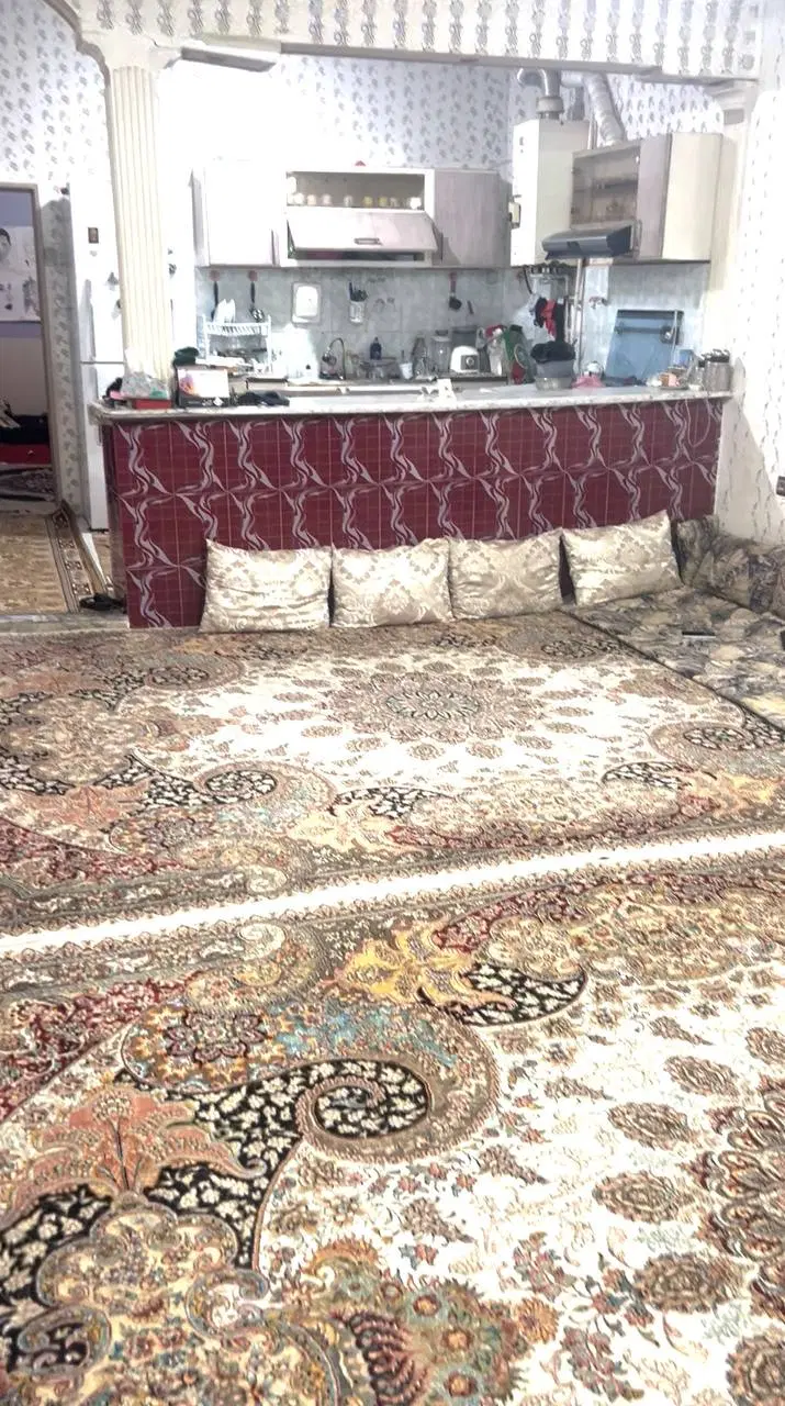ویلایی ۹۰ متری آوینی
