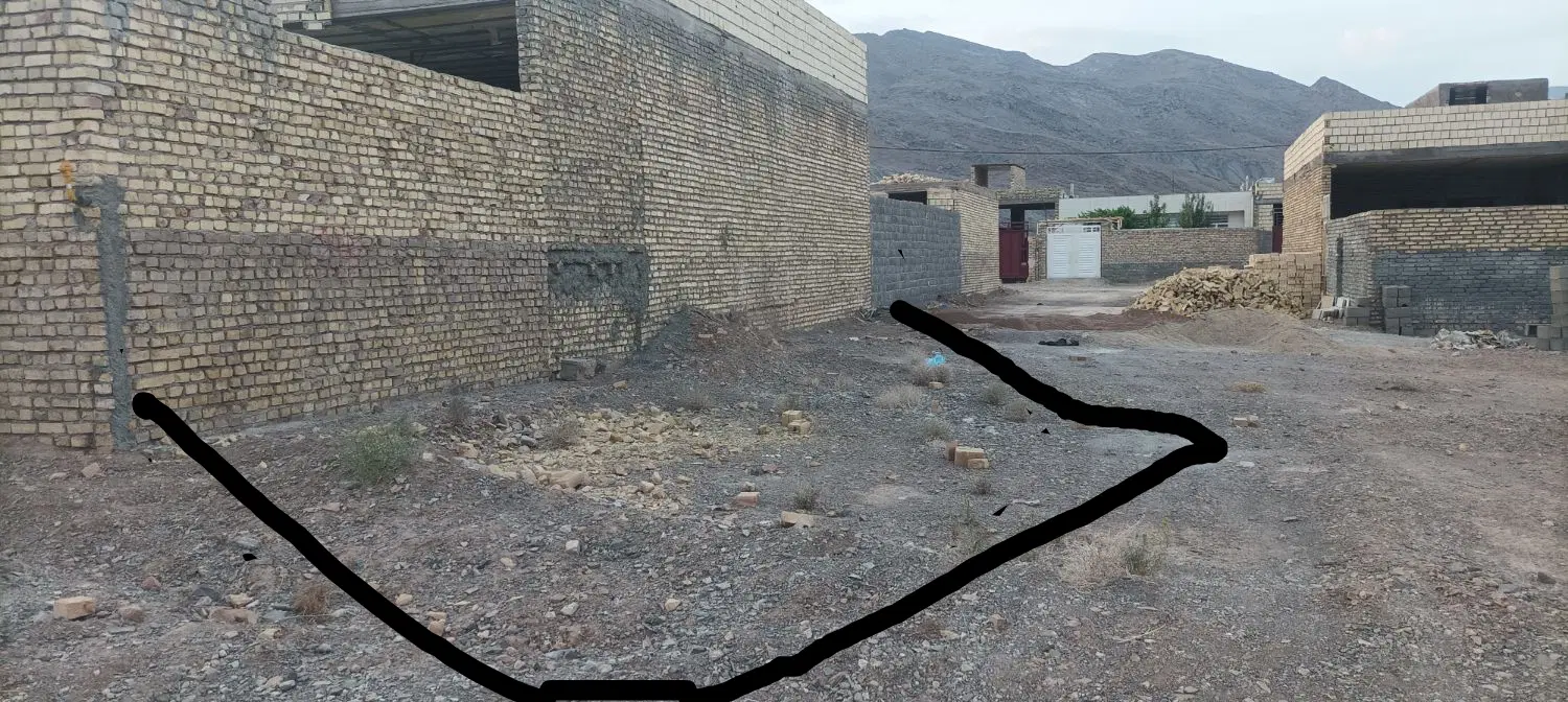 زمین ۲۰۰ بنیادی مزرعه آخوند همیشه دارای آب