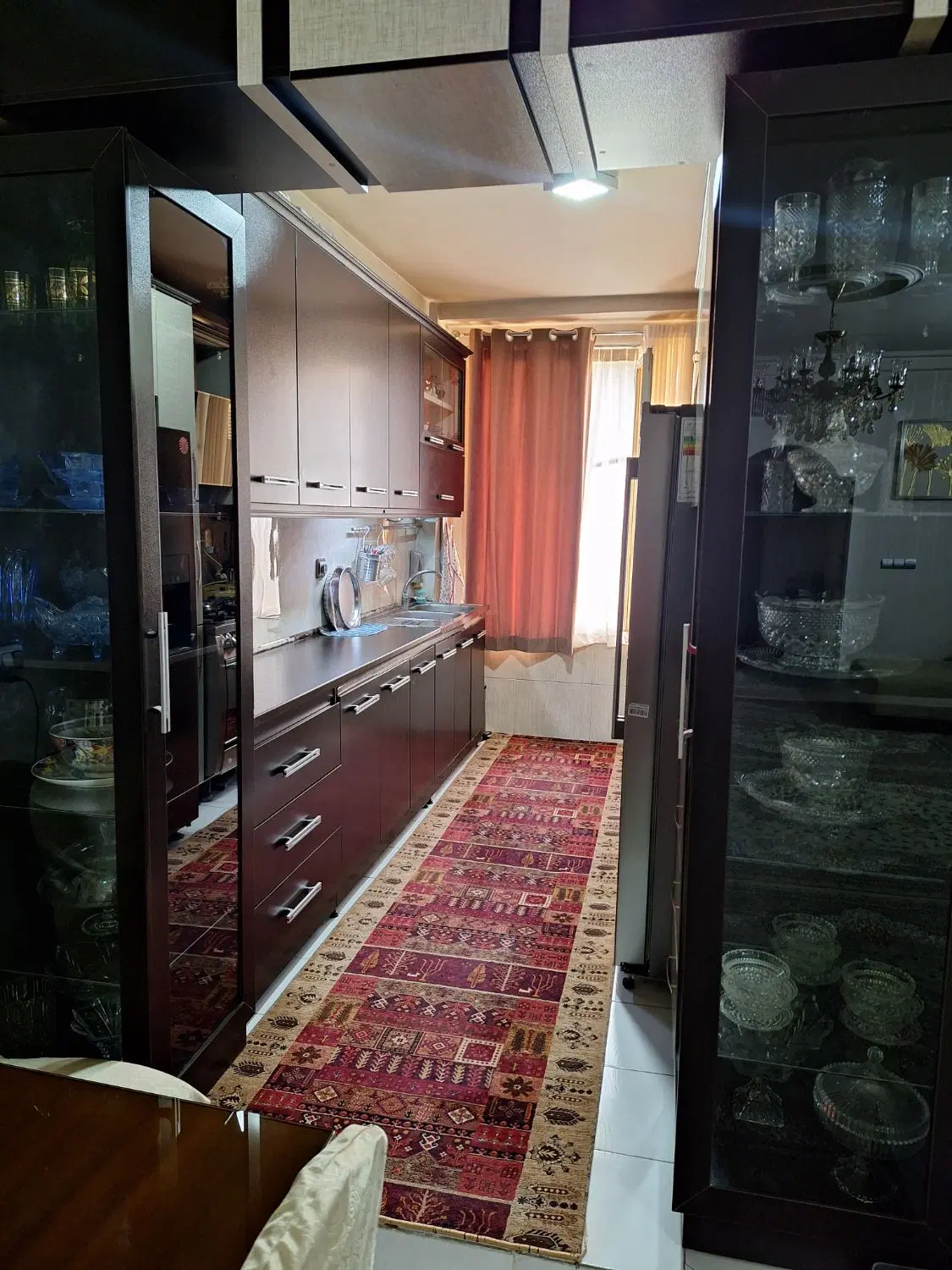 آپارتمان خوش نقشه و تمیز منطقه یک زیباشهر