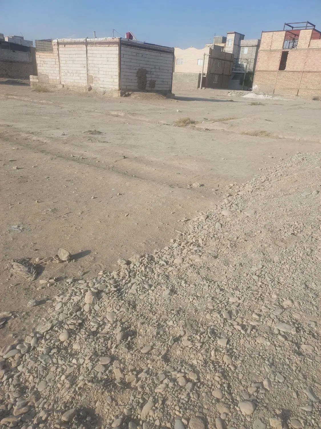 زمین ۱۲۰ متری داود اباد