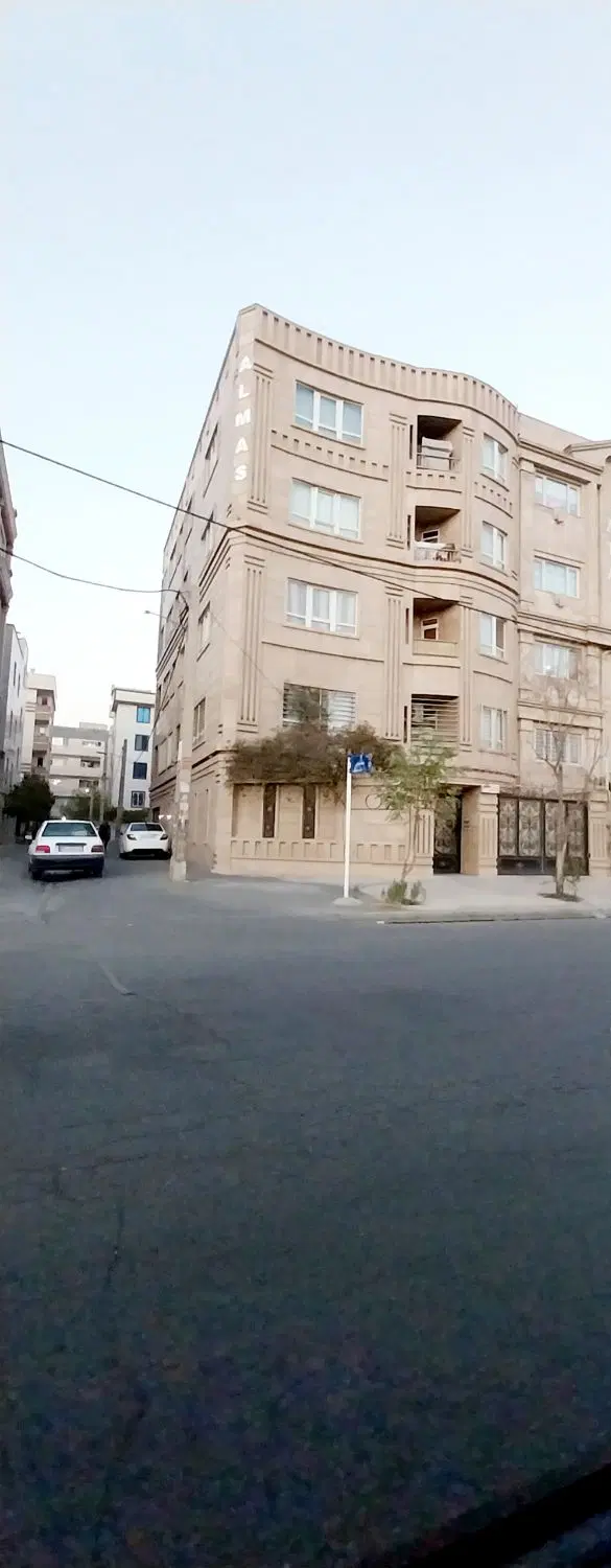 اپارتمان ۱۰۵ متری فردیس