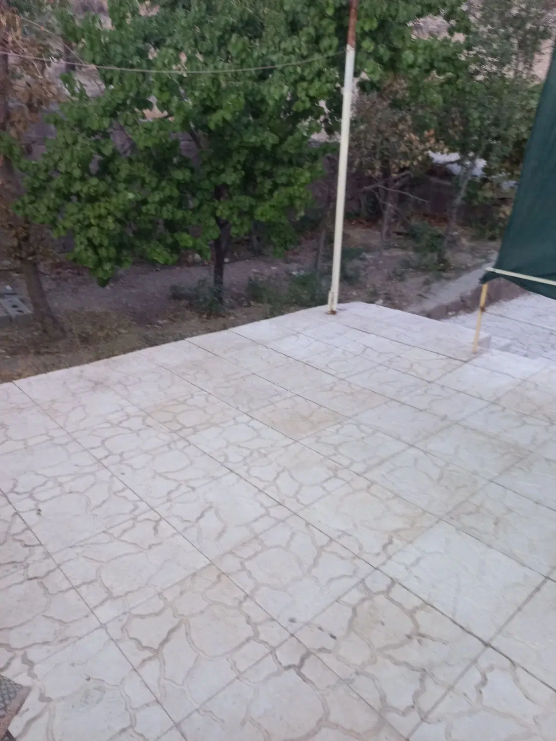 زمین وخانه
