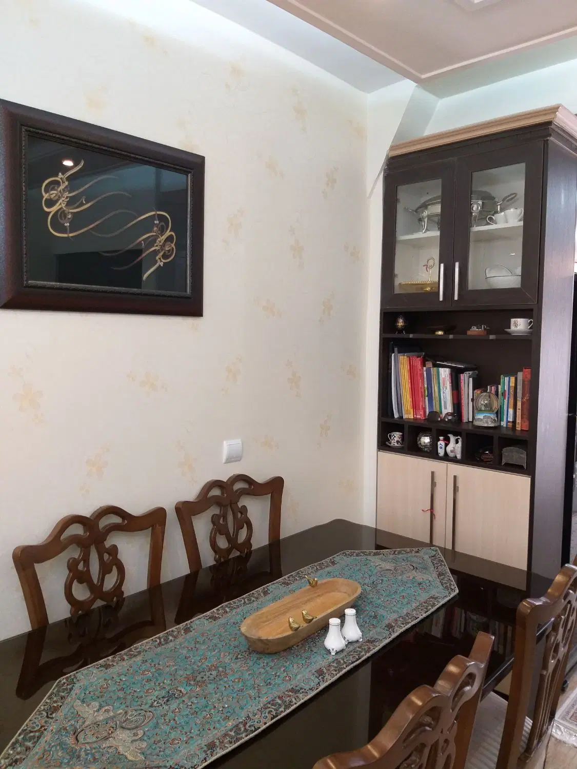 میدان 87،تک واحدی،شمالی48متر