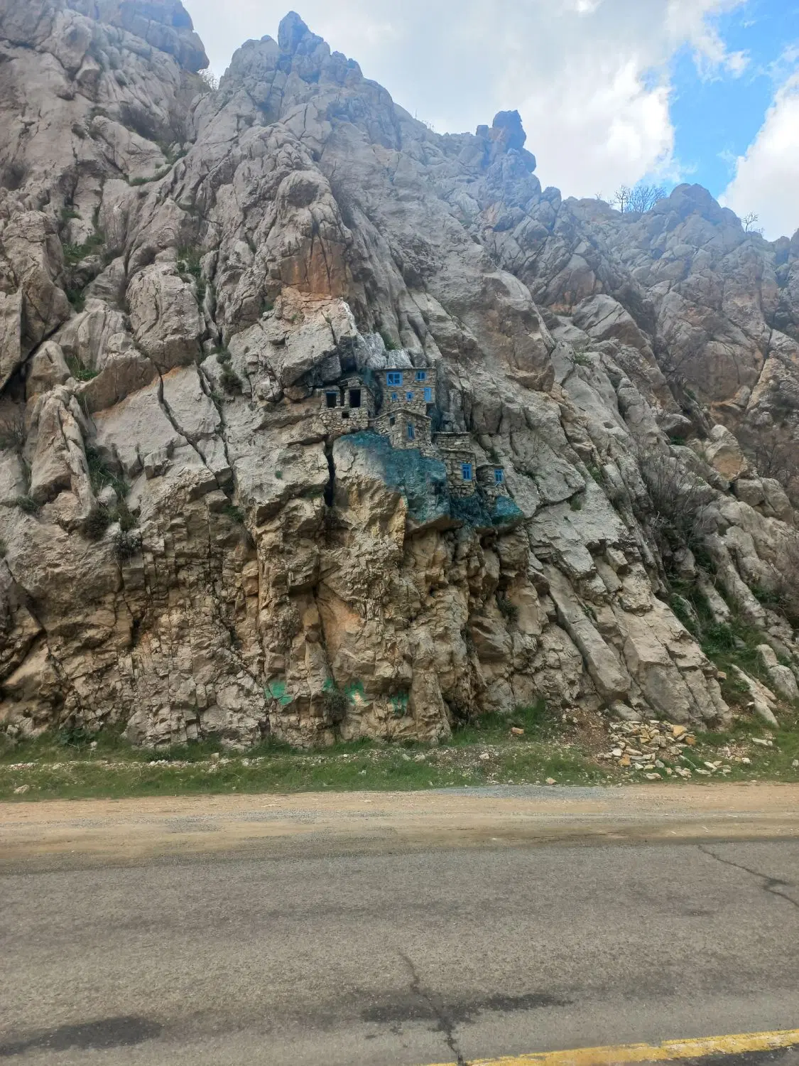 زمین طالقانی شمالی
