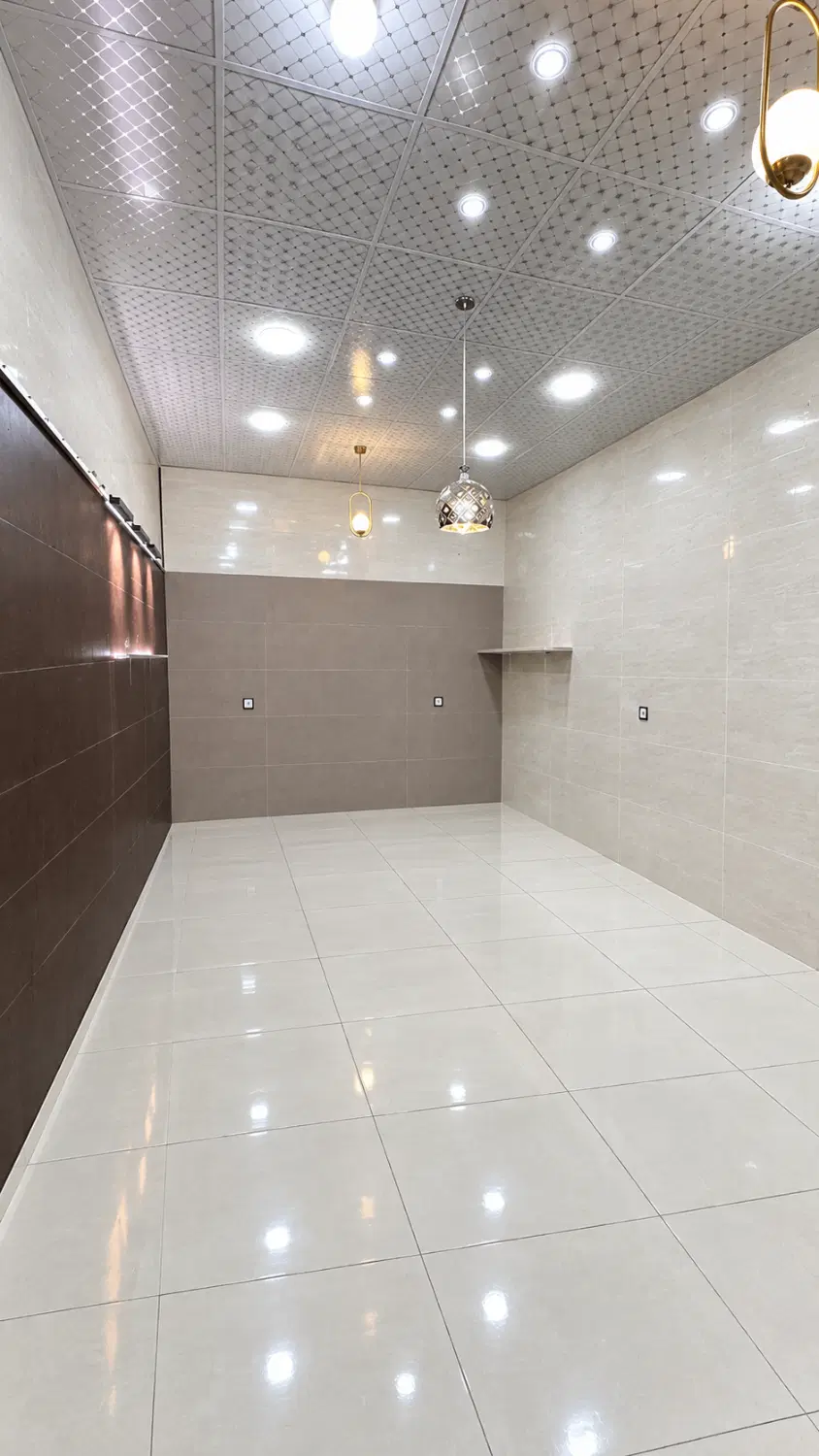 اجاره ورهن مغازه شیک خیابان طالقانی