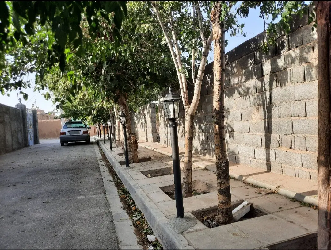چهاردیواری ۳۰۰ متری خاوه