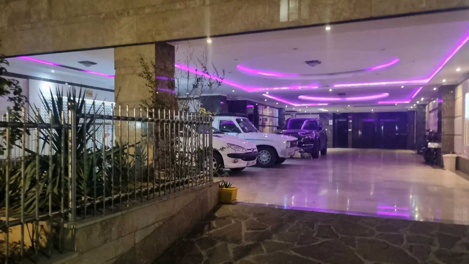 ۷۵ متر دو خواب فول امکانات زیر قیمت