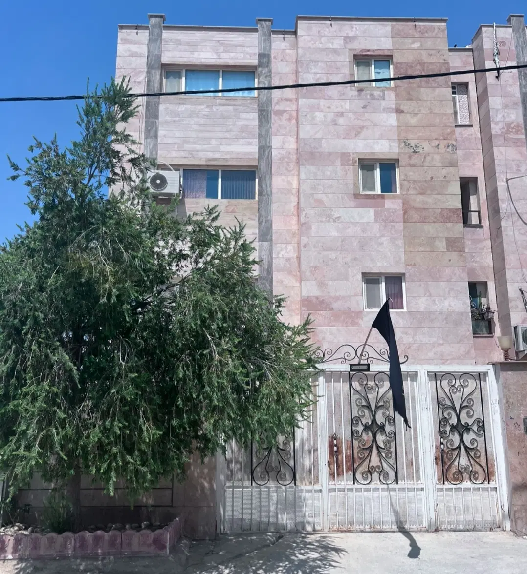 آپارتمان تک خواب