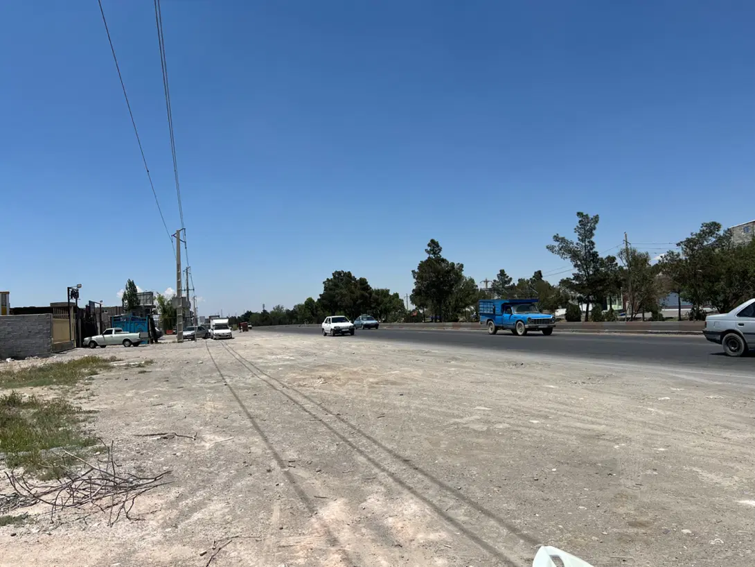 زمین تجاری بر خیابان ایلخچی
