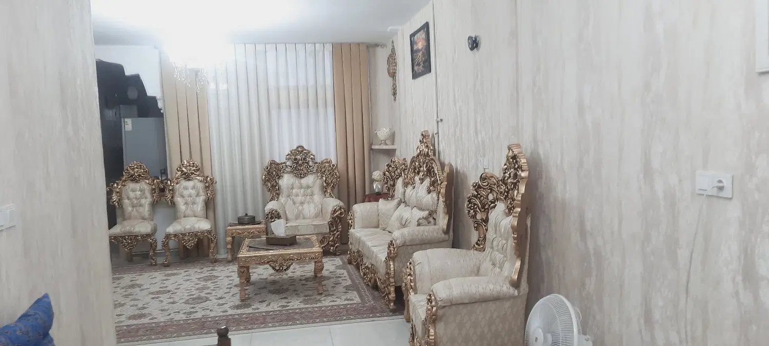 رهن کامل ۳ونیم طبقه خانه