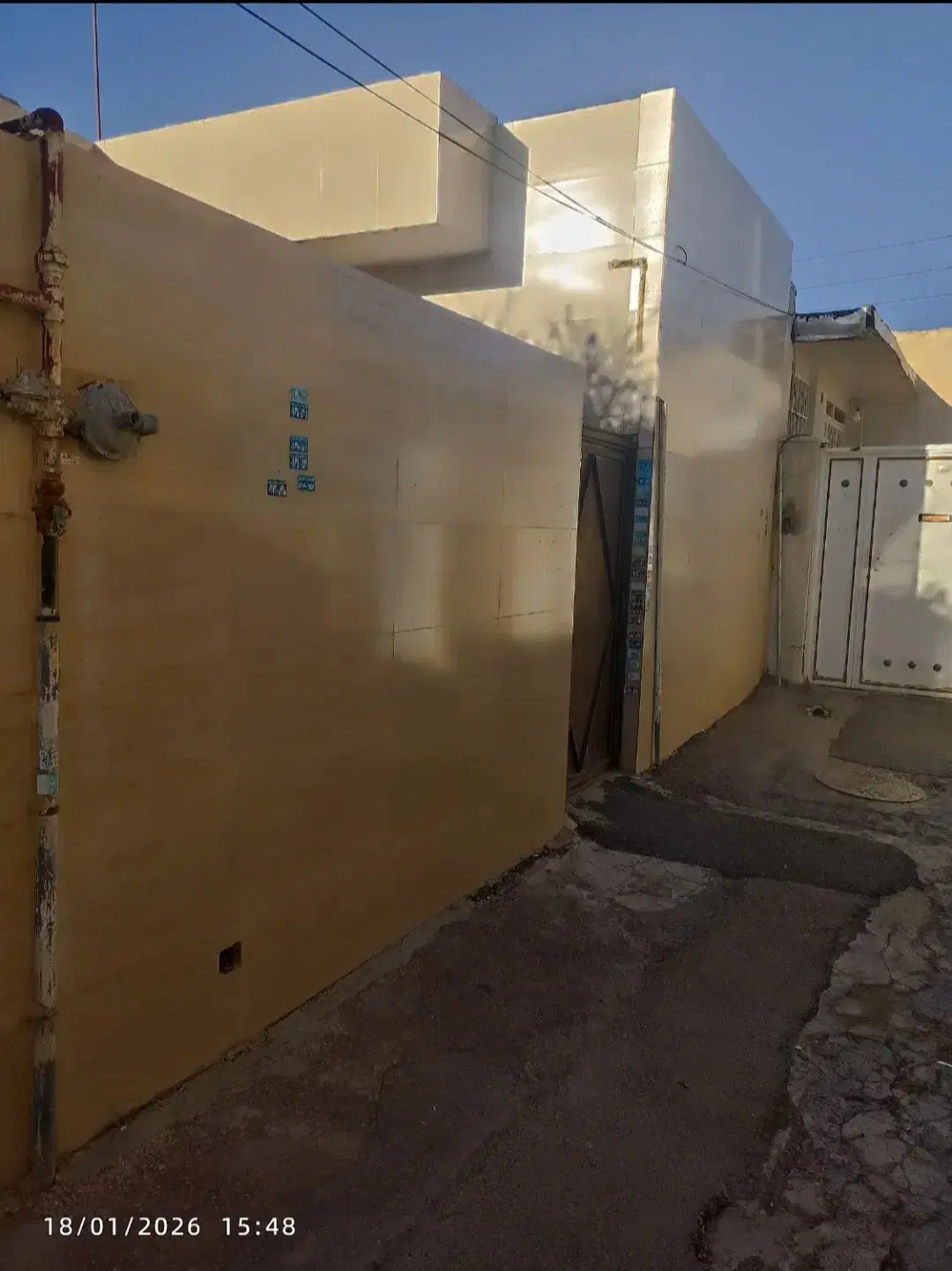 منزل یکخواب ۹۰ متری درب حیاط