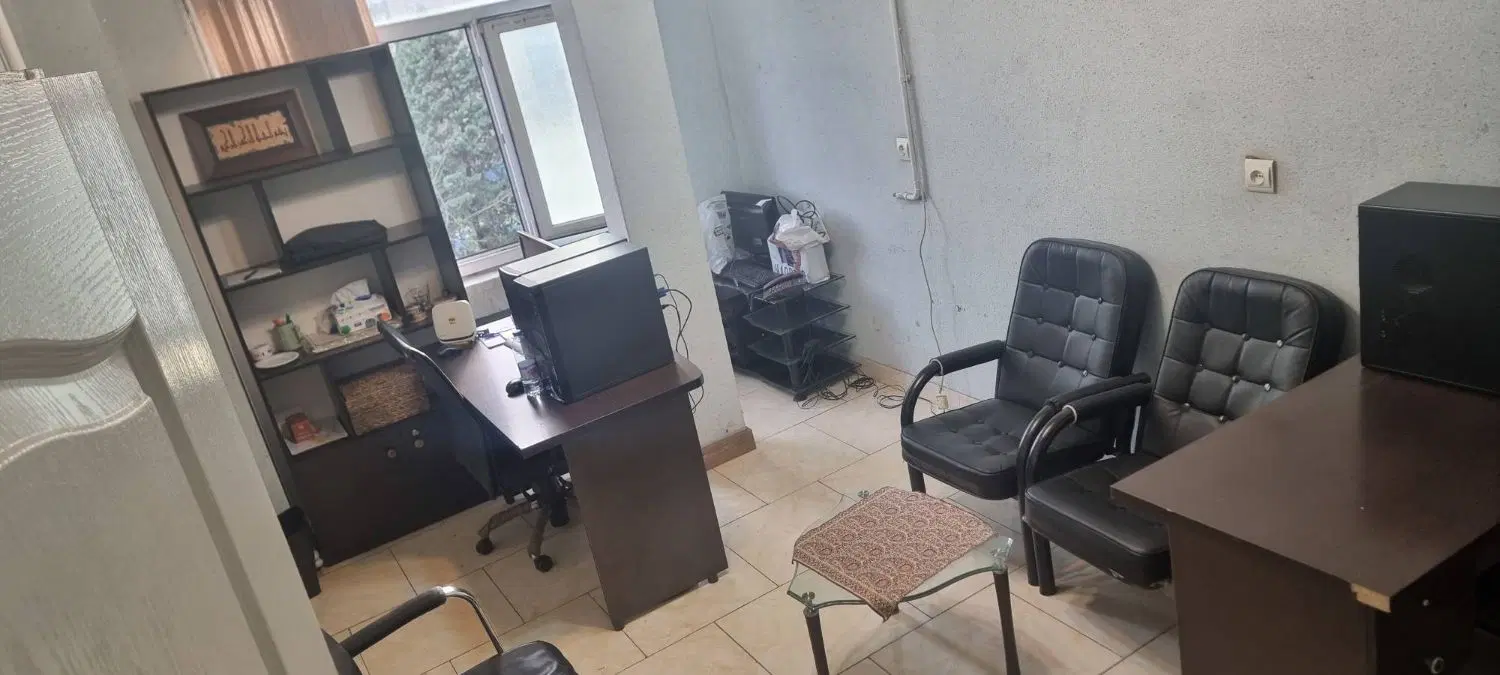 اجاره اتاق کار حدوداً ۱۸ متر