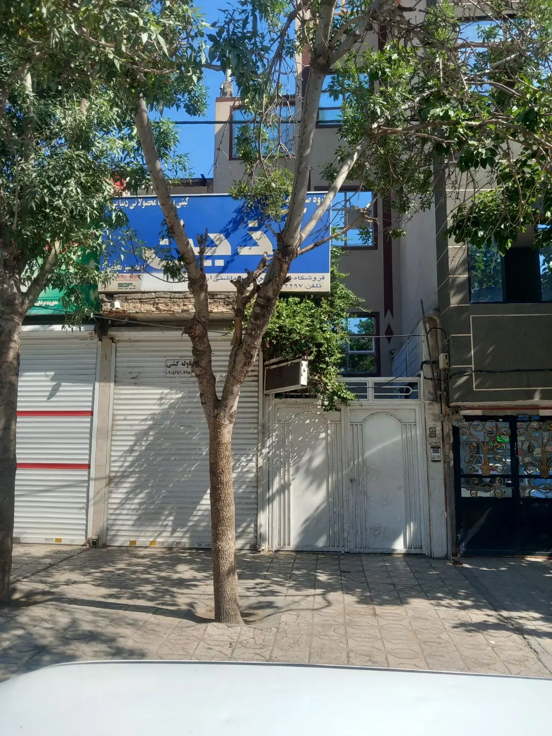 آپارتمان طبقه ۳ رو پیلوت اصلانی