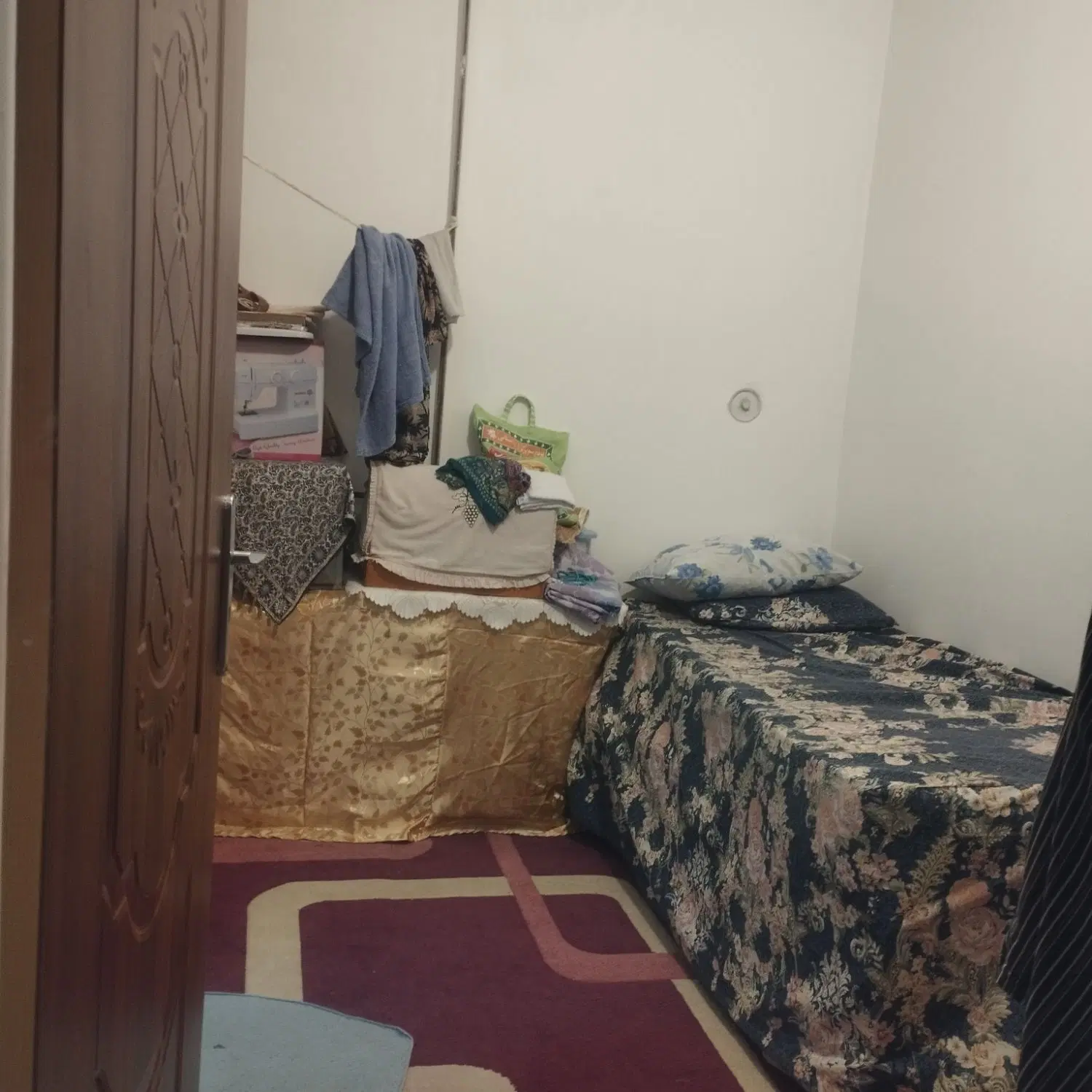 دو طبقه همکف و اول از ساختمان سه طبقه