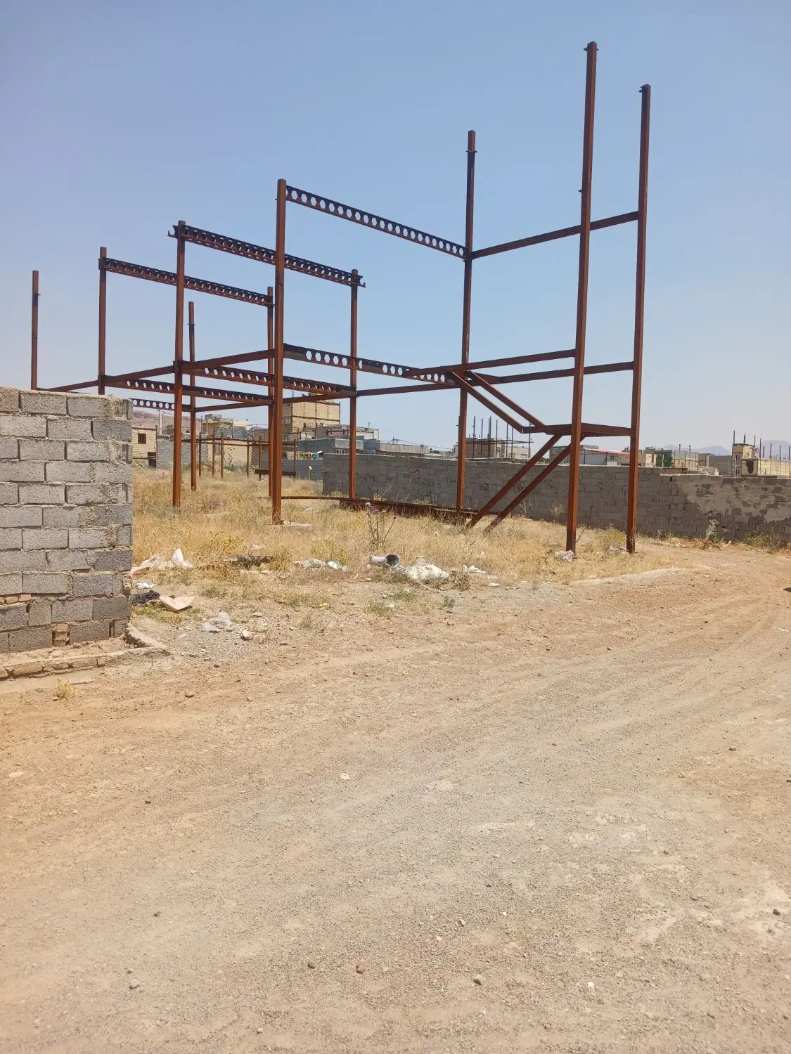 زمین برای ساخت و ساز