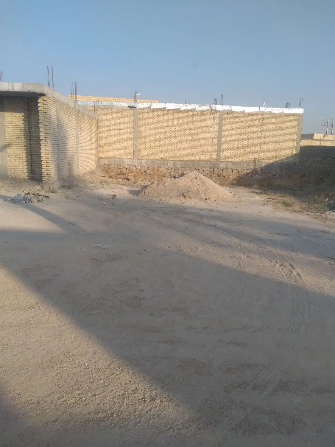زمین مسکونی