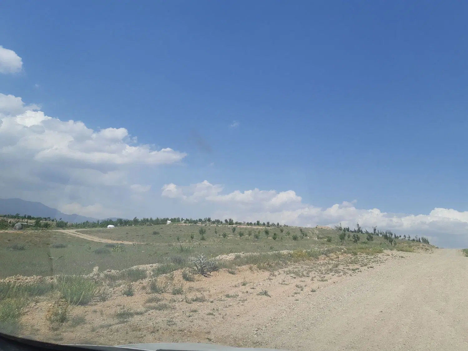 زمین با آینده درخشان در پردیس کرشت شهرک تماشا