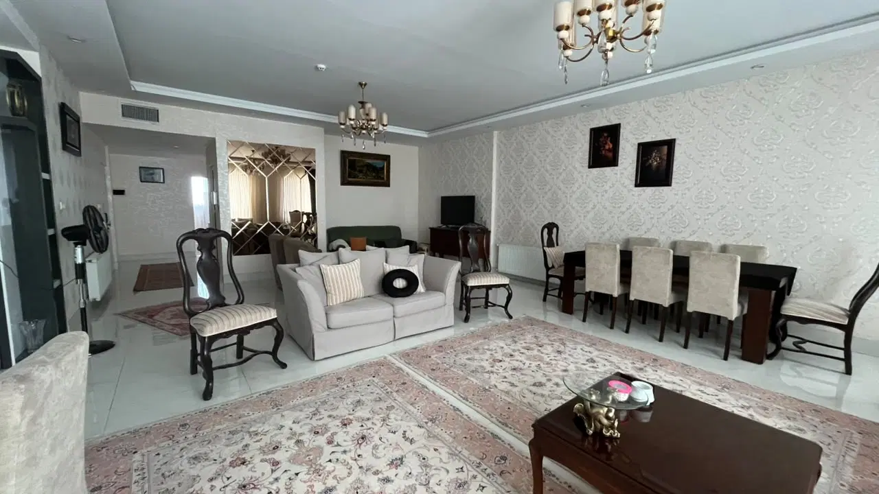 سند آماده _ تک واحدی _ مالک هستم _ 156 متر
