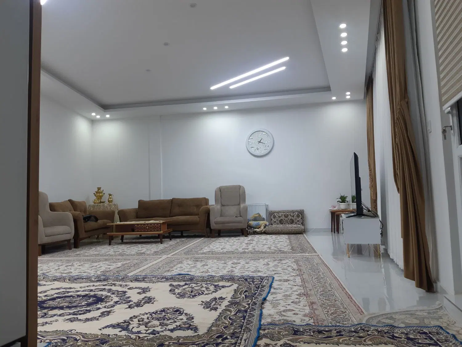 طبقه دوم یک واحد مسکونی