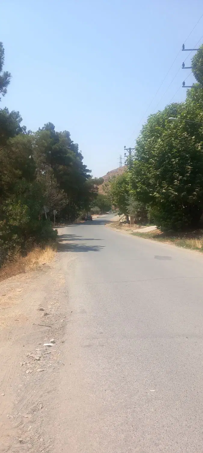 ۲۳۰ متر زمین بر جاده اصلی اغشت دو کله فروشی