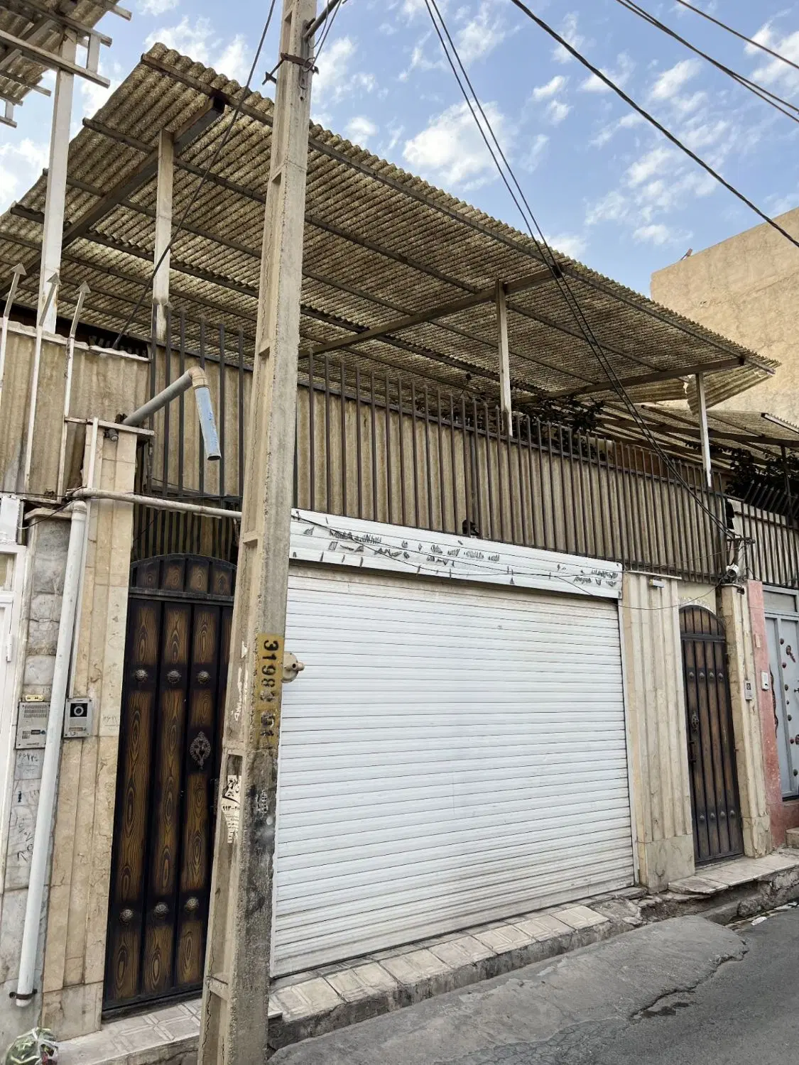 ویلایی ۱۲۷متر دوطبقه حصارک پائین