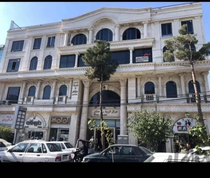 ۲۲ متر رزسنتر مناسب هر صنفی طلا، پوشاک،..
