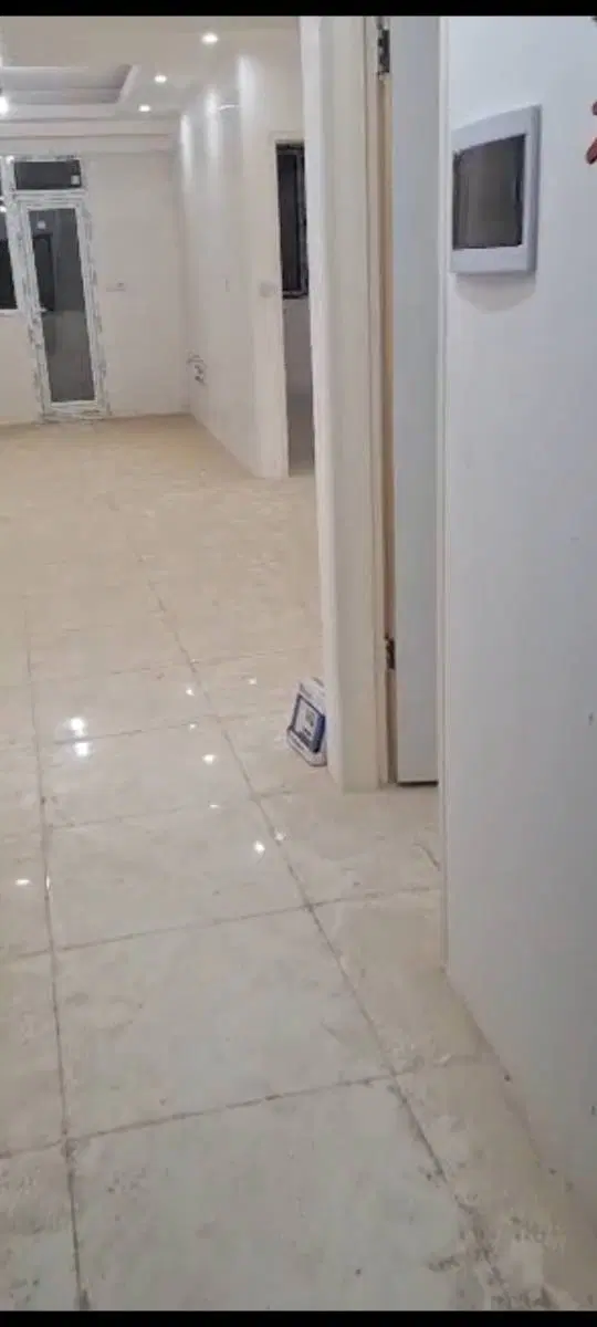 ۷۴ متری خام نوساز