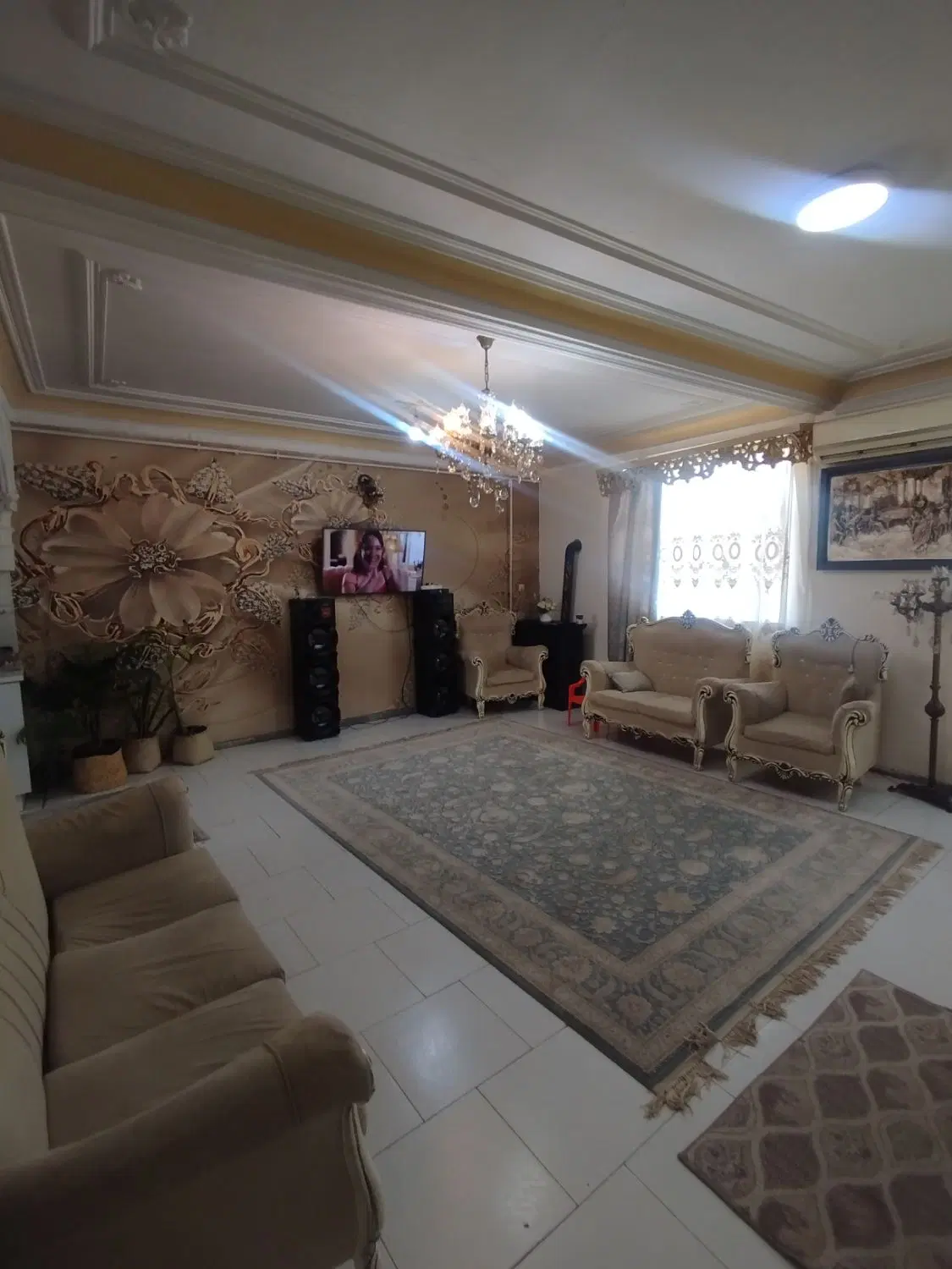 ۱۲۰ متر ویلایی ۲ خواب حیاط دار با پارکینگ خانجانی