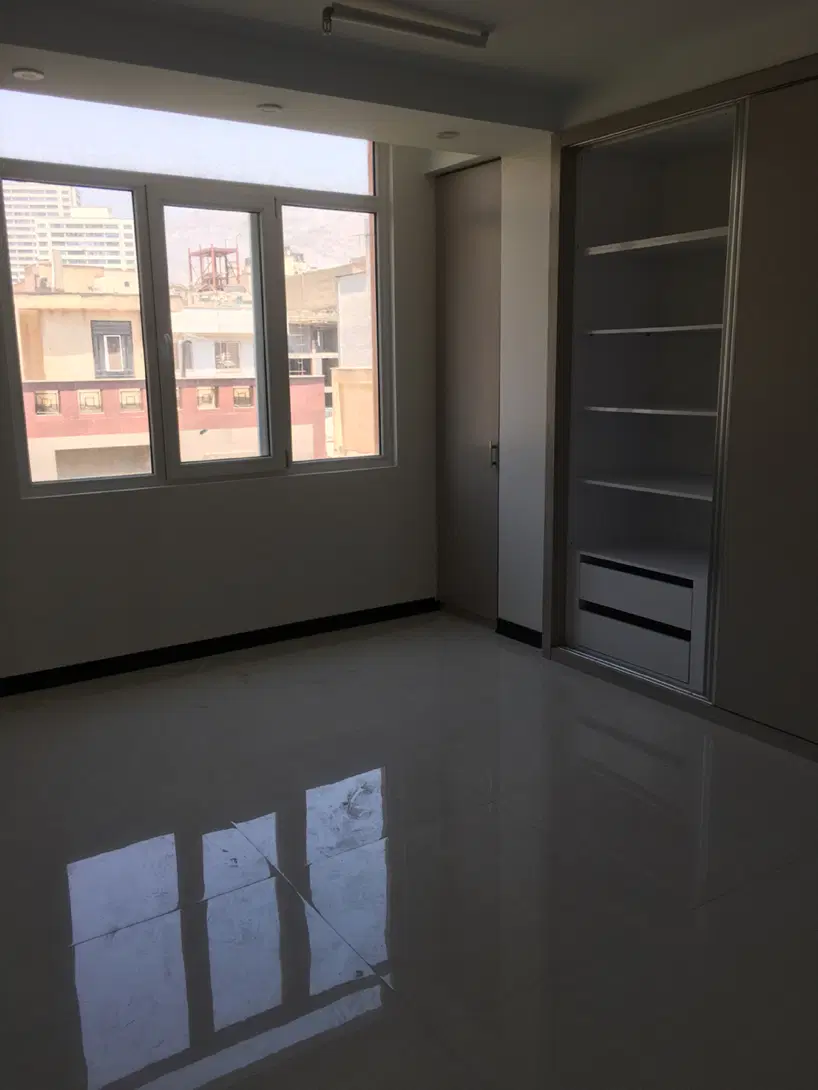 ونک شیراز۱۲۵متر۲خ نوساز۴ساله