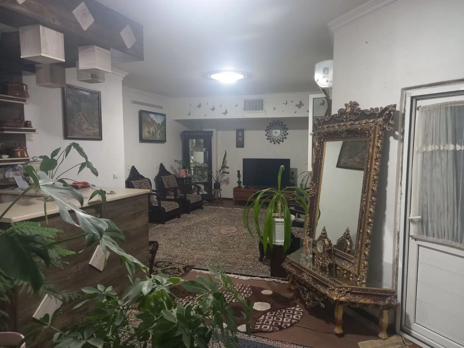 اپارتمان ۹۶ متری شهرک مطهری فاز یک