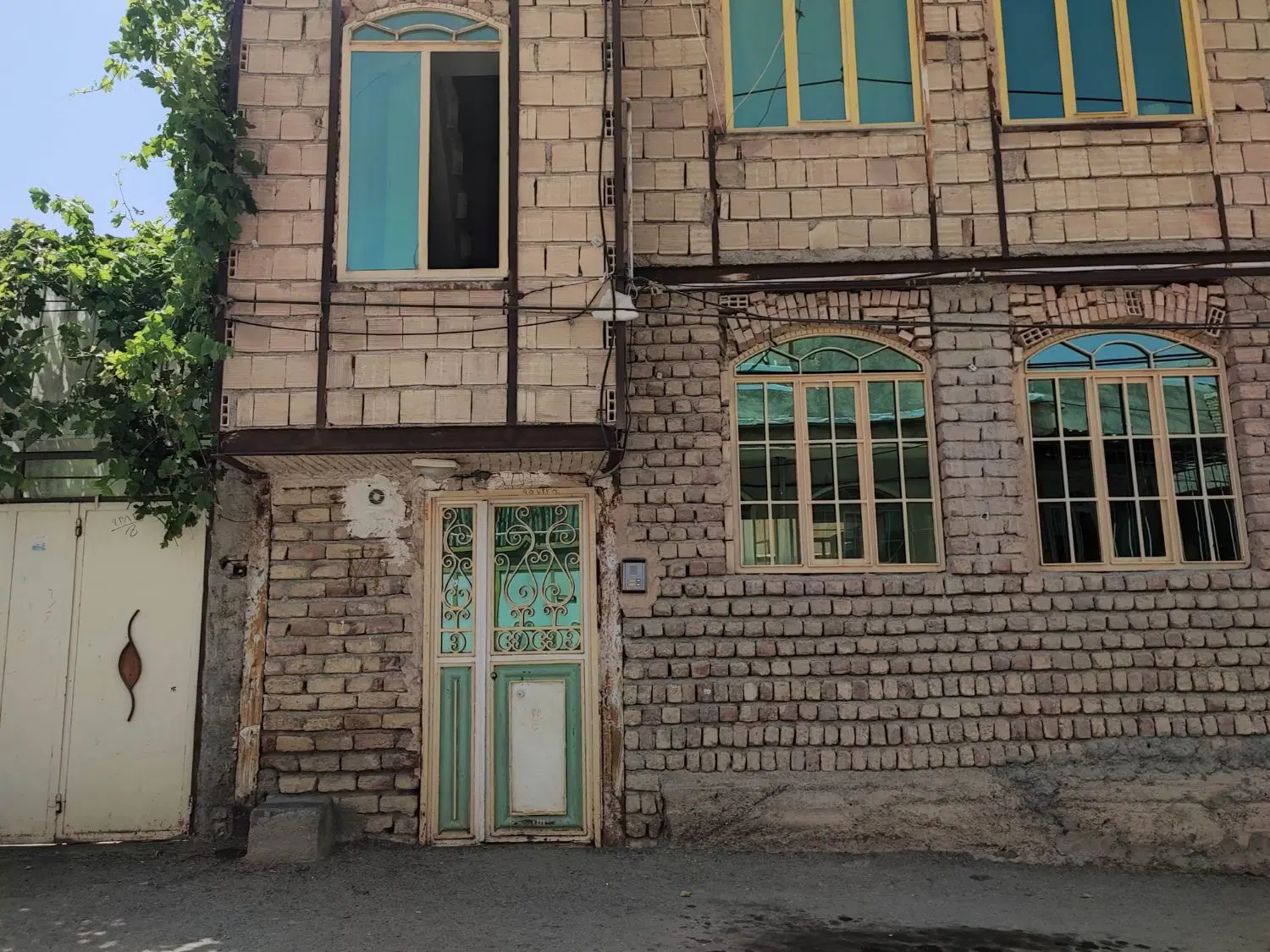 خانه دوطبقه نایسر