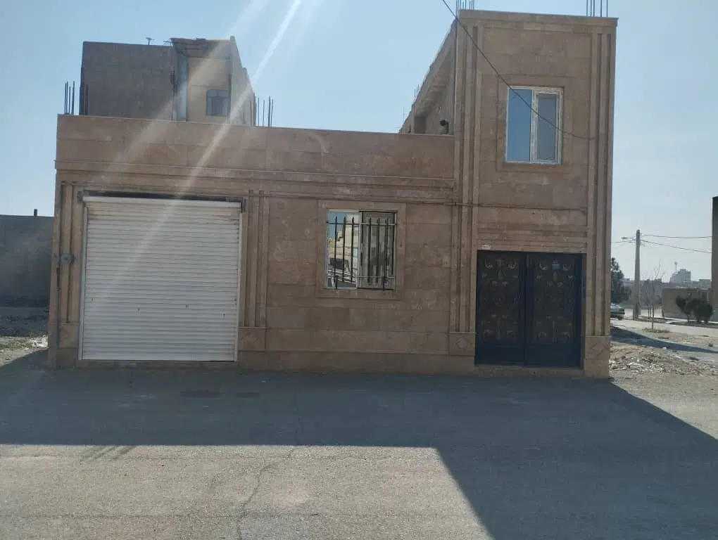 فروش ویلایی ۲۰۰ متر نوساز شهرک جانبازان حسن آباد