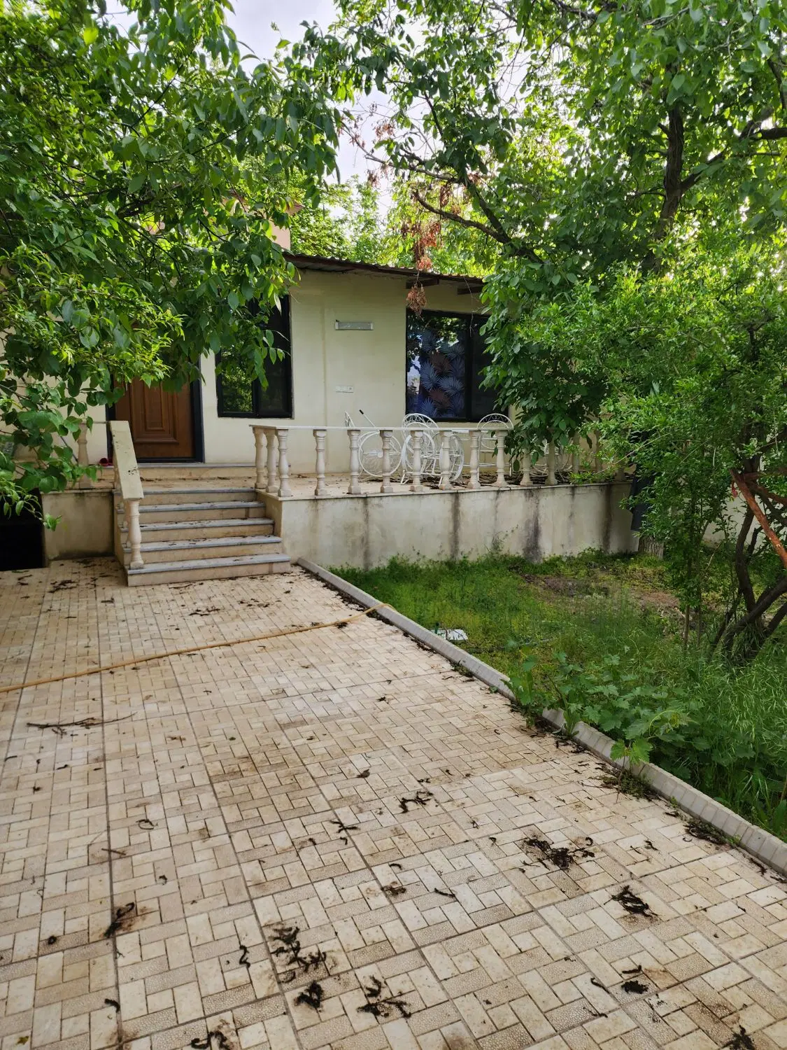 ۴۵۰ متر ویلا باغ ۱۱۰ متر بنا کوهسار هرجاب کردان