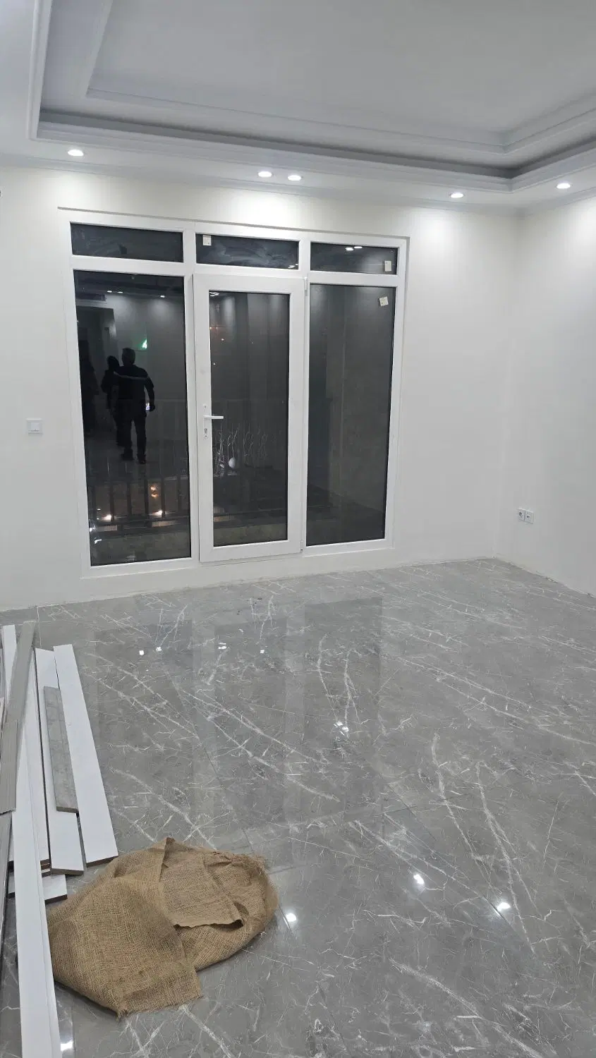 نوساز، ۸۵ متر، ۲ خوابه، قیمت استثنایی