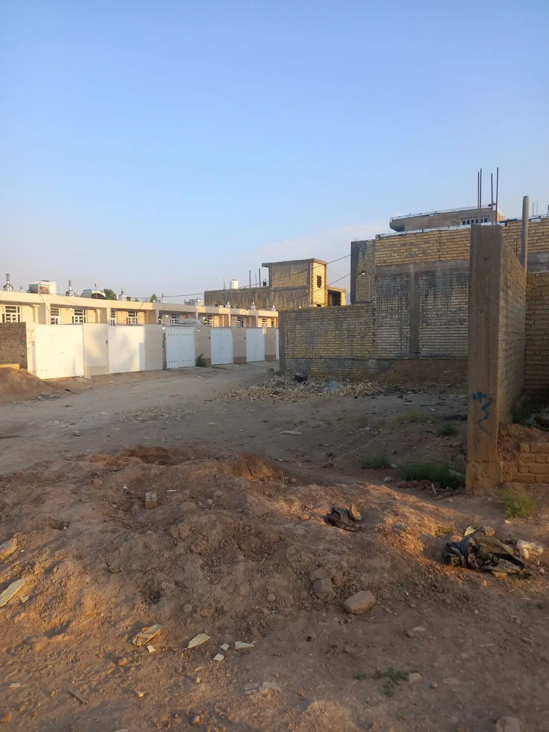 زمین تجاری مسکونی کرونی
